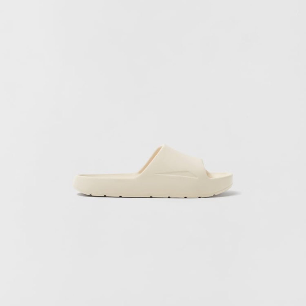 NWT Zara Size 2 little girl pool slides sandals